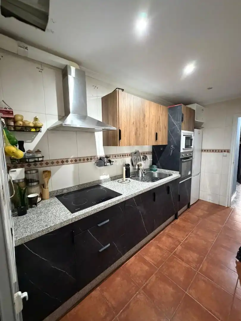 Kitchen of Flat for sale in Sevilla