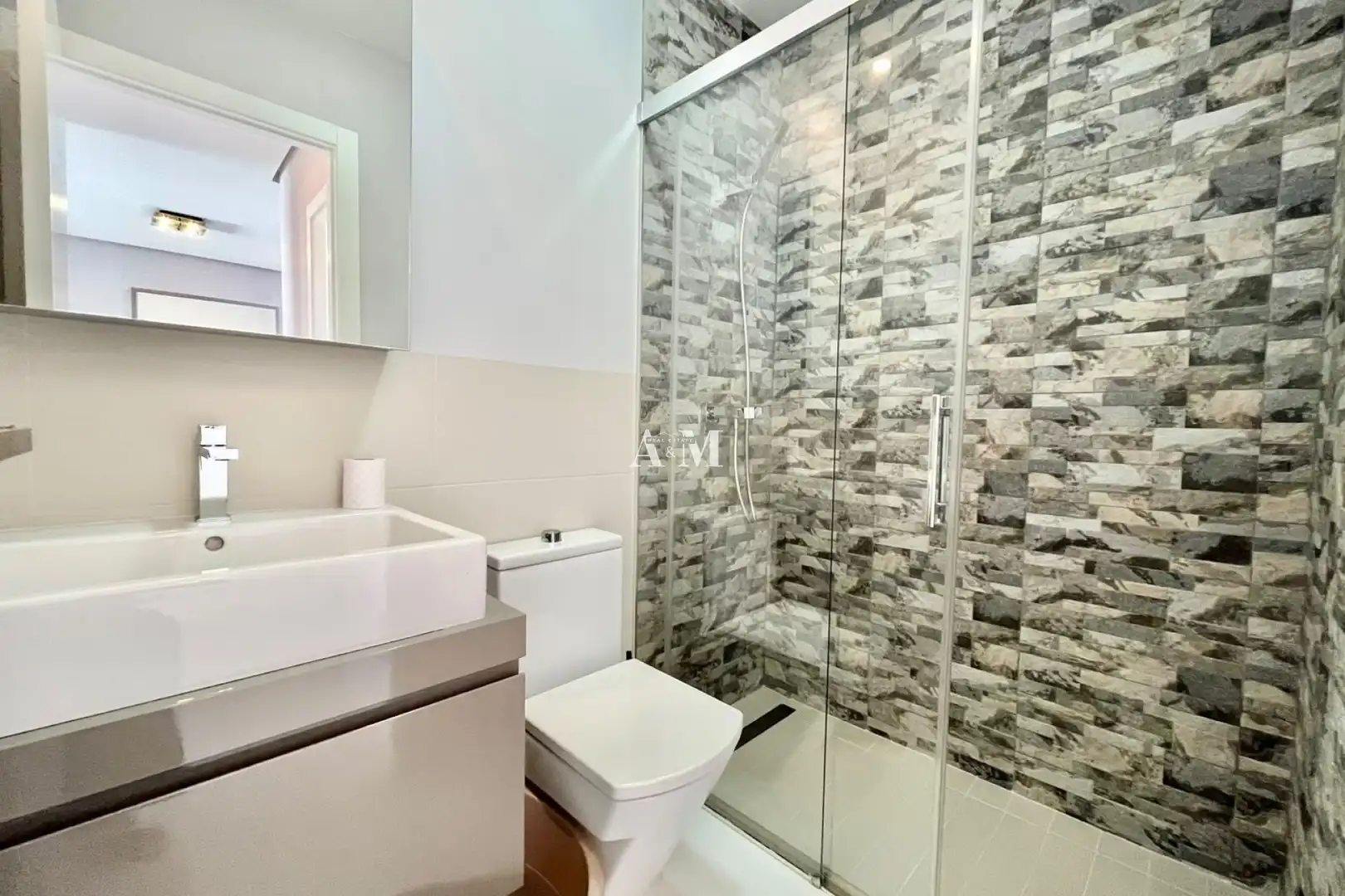 Flat with terrace to rent in Orihuela Costa, imagen 13