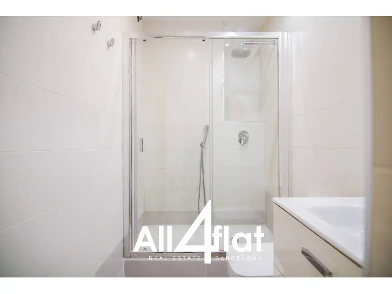 Flat with terrace for sale in Calle Nou de la Rambla, imagen 25