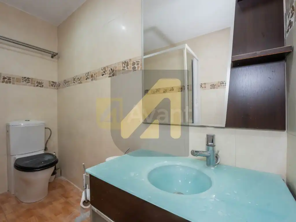 Baño de Apartamento en venta en L'Hospitalet de Llobregat