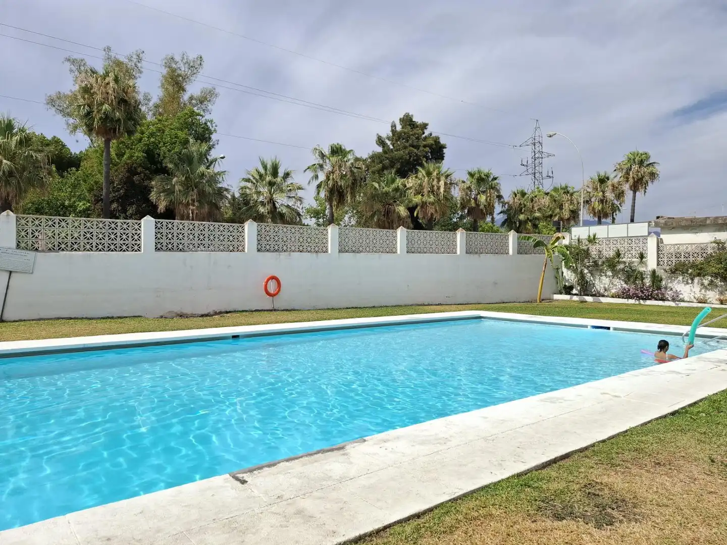 Piscina de Piso en venta en Marbella con Aire acondicionado y Piscina comunitaria