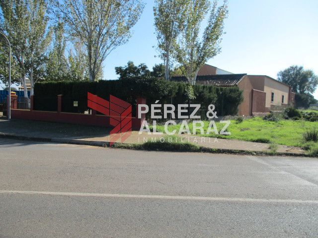 Vista exterior de Terreny industrial en venda en Hornachuelos