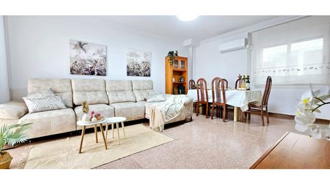 Foto 2 de Casa adosada en venta en Calle Marchante, 21, Jumilla, Murcia