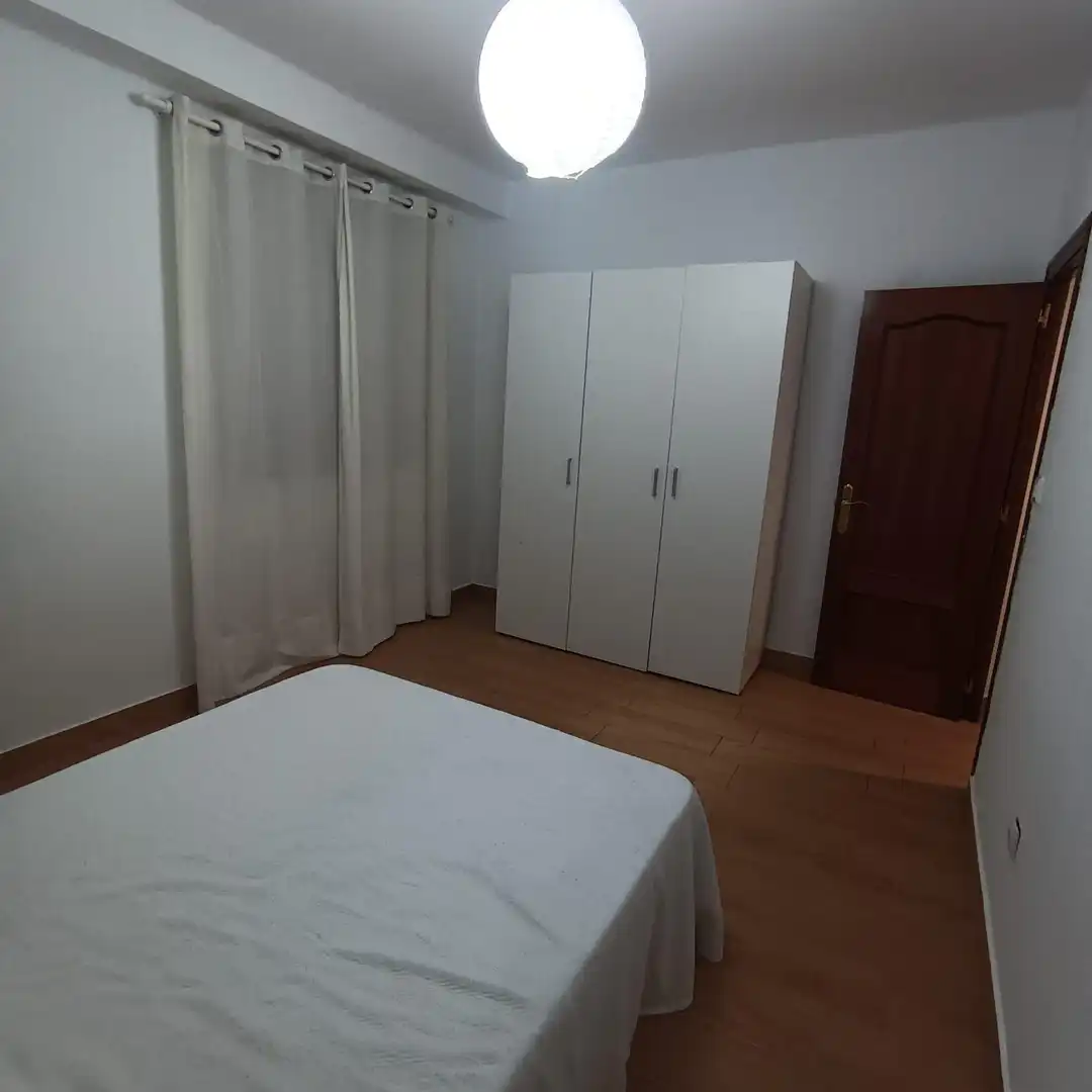 Habitación de Piso de alquiler en Vila-real con Amueblado y Balcón