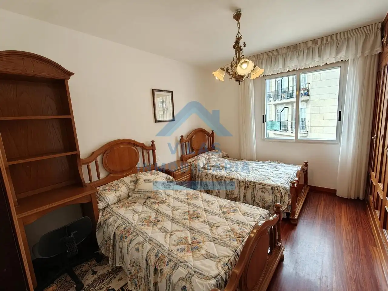 Habitación de Piso de alquiler en Ames con Calefacción, Parquet y Trastero