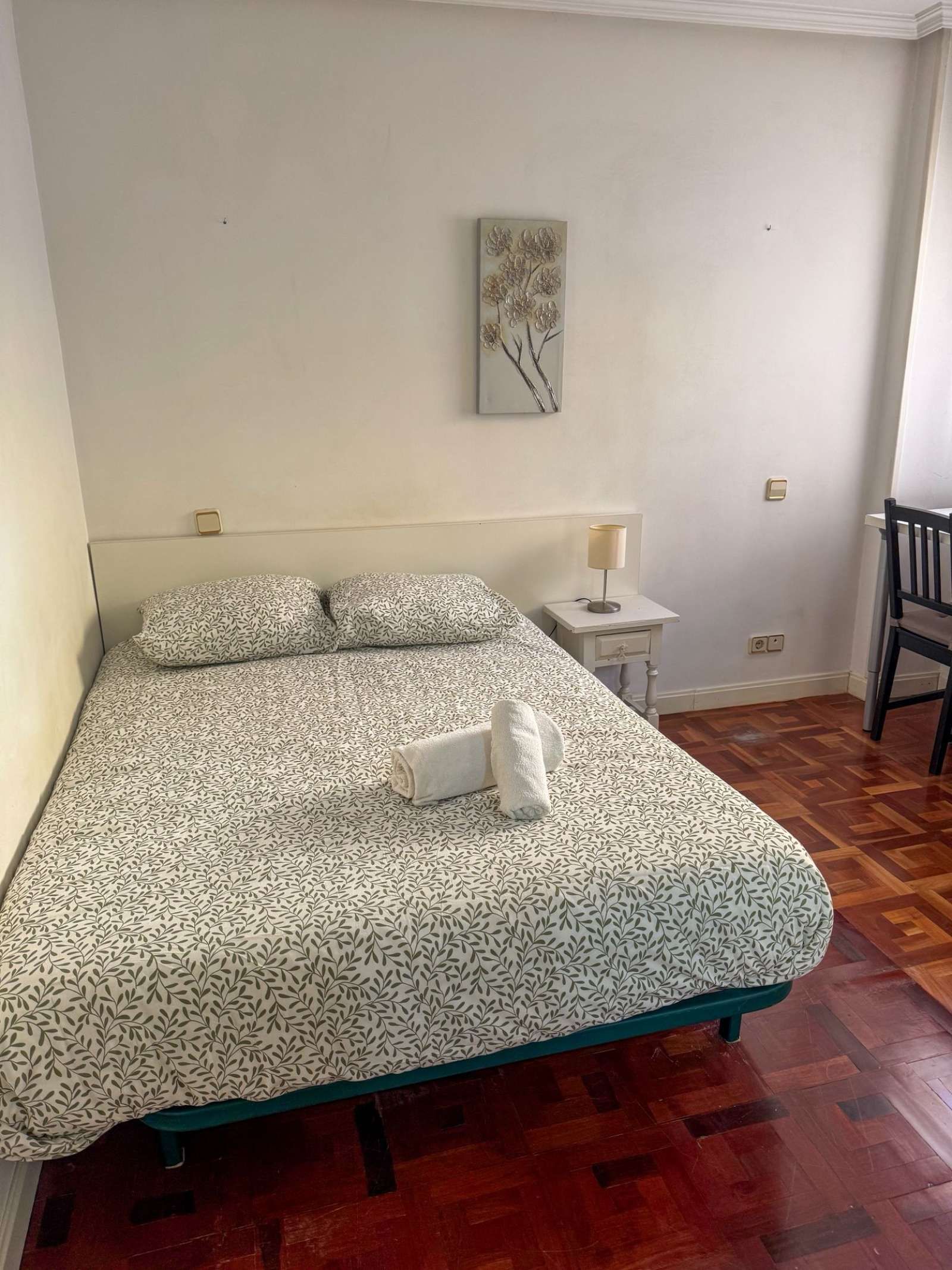 Bedroom of Apartment to share in  Madrid Capital  with Air Conditioner and Terrace