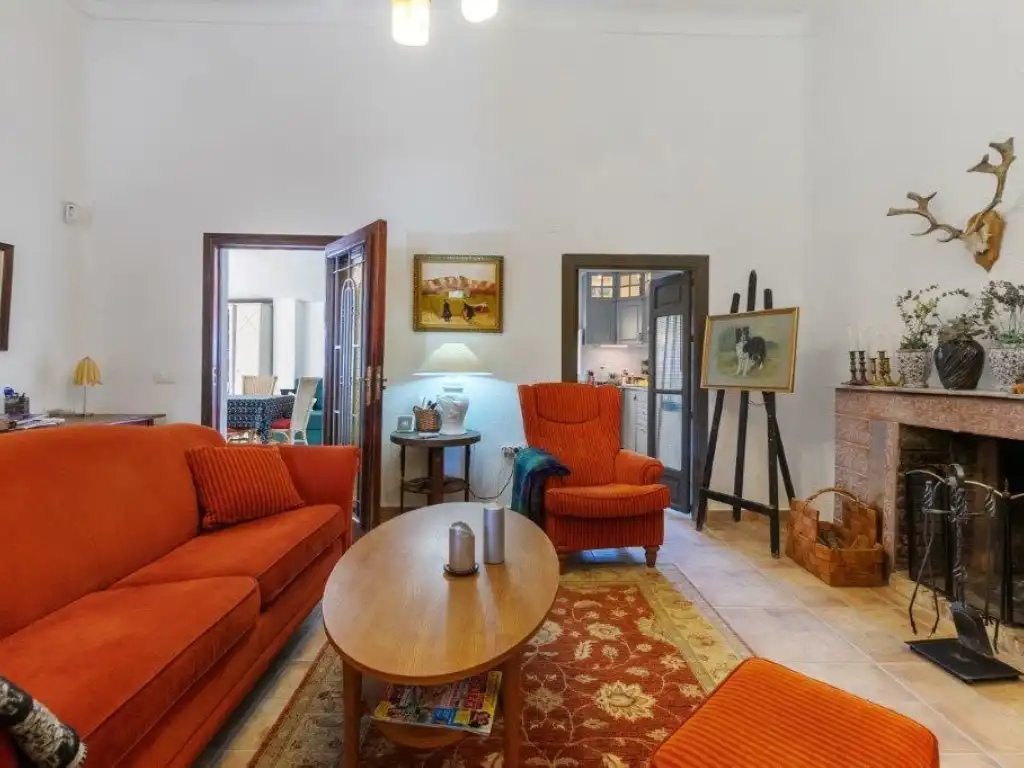 Sala de estar de Finca rústica en venta en Dolores con Aire acondicionado, Jardín privado y Piscina