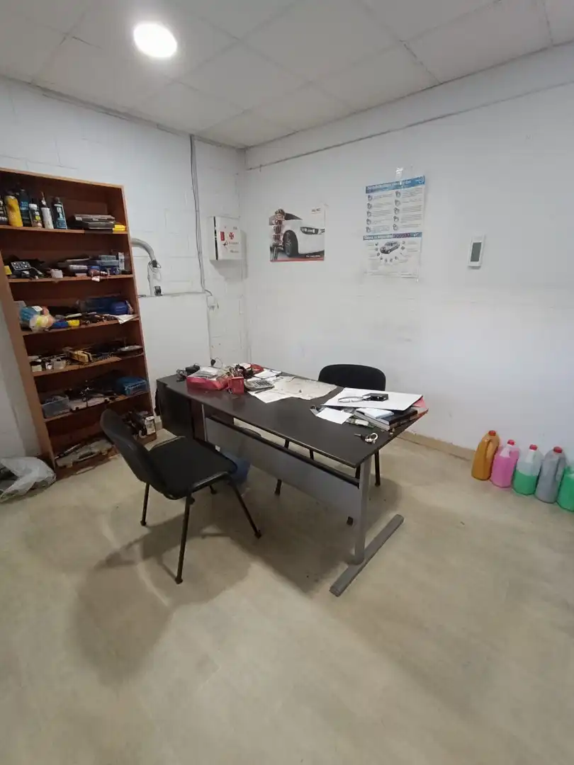 Nave industrial en venta en Villanueva del Ariscal