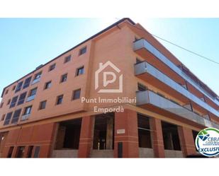Exterior view of Apartment for sale in Figueres  with Air Conditioner, Heating and Terrace
