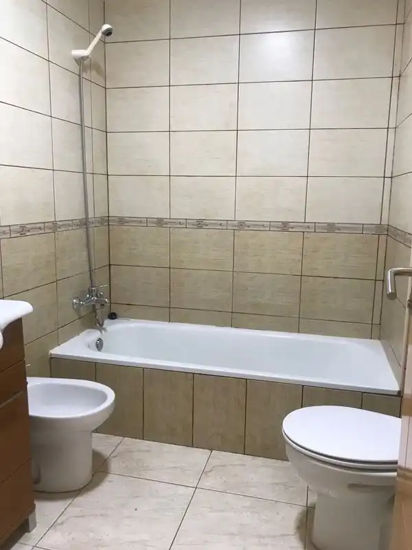 Bany de Pis en venda en La Cuesta -Finca España