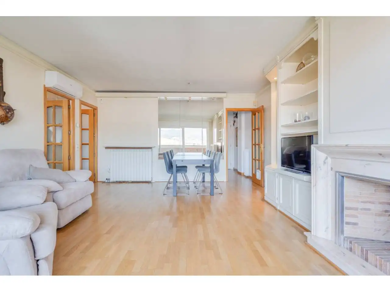 Living room of Duplexes for sale in Terrassa  with Heating, Parquet flooring and Terrace