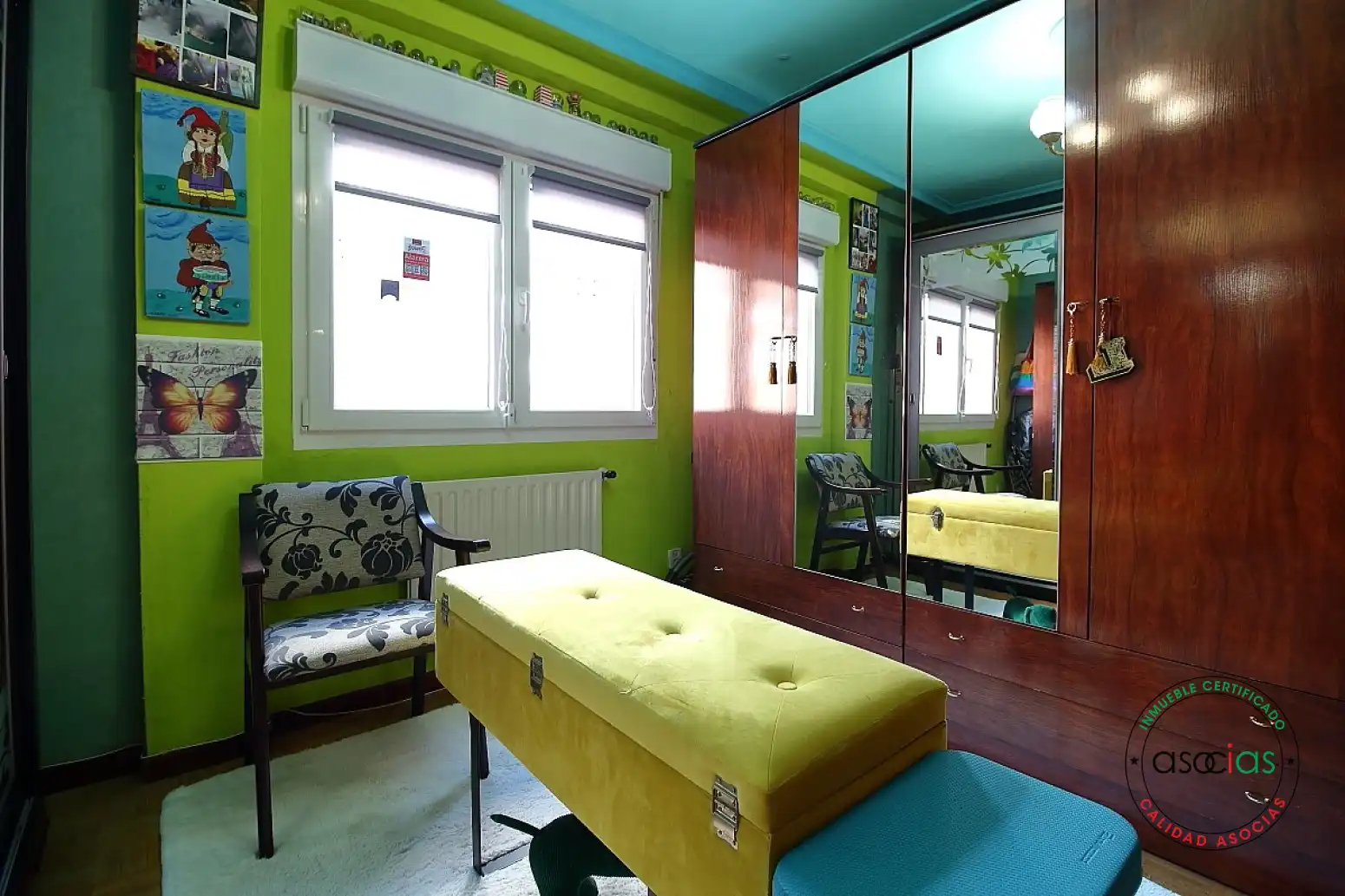 Habitación de Piso en venta en Gijón  con Calefacción, Parquet y Trastero