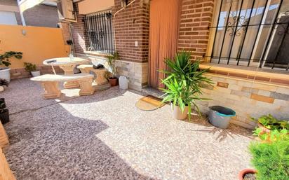 Vista exterior de Casa o xalet en venda en San Pedro del Pinatar amb Terrassa