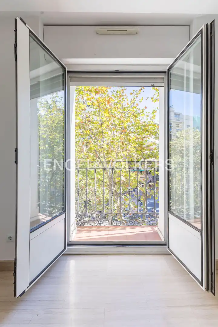 Terraza de Piso en venta en Moncloa - Aravaca