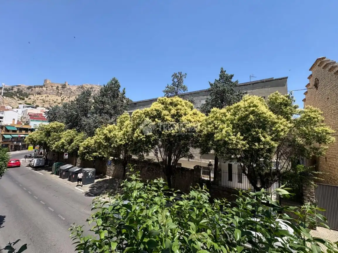 Vista exterior de Piso en venta en Jaén con Balcón