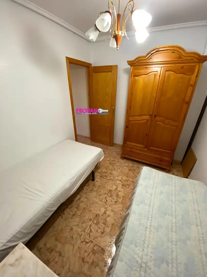 Dormitori de Casa o xalet en venda en Orihuela amb Terrassa, Traster i Piscina