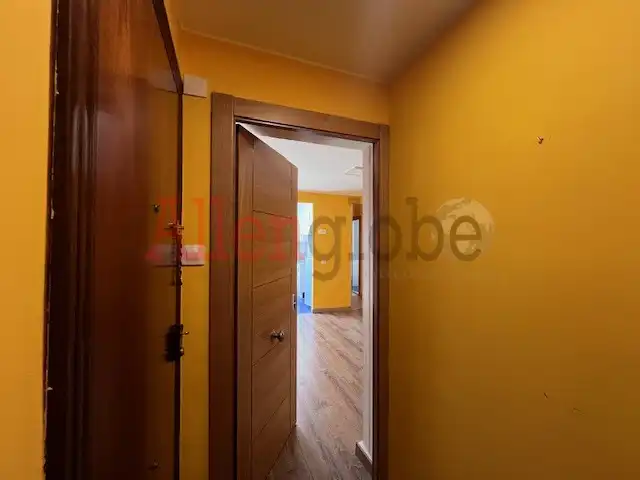 Apartamento en venta en Oviedo  con Calefacción