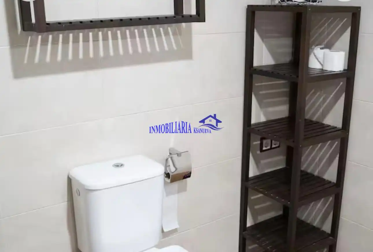 Bathroom of Flat for sale in Córdoba