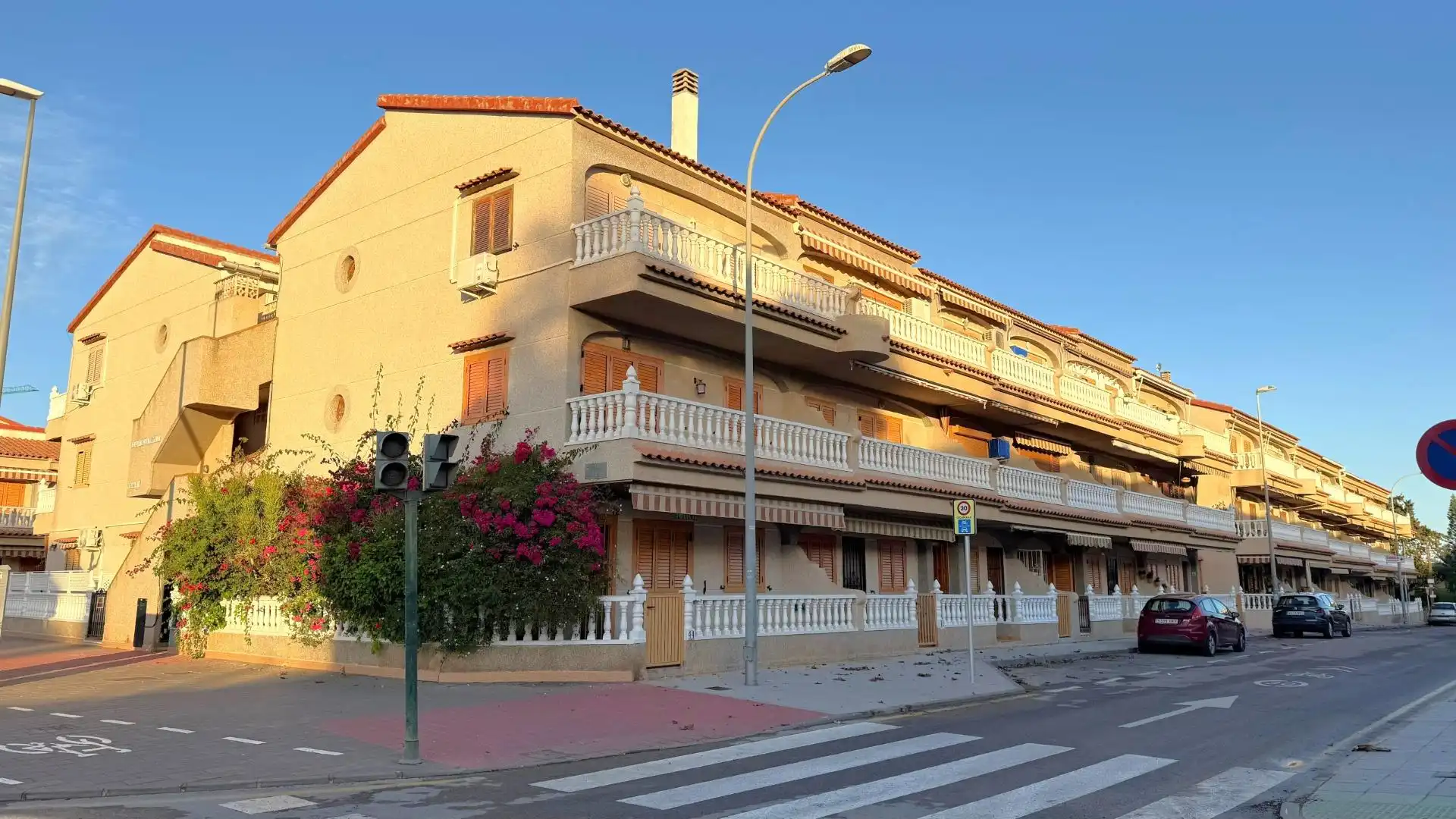 Vista exterior de Apartamento en venta en Pilar de la Horadada con Terraza