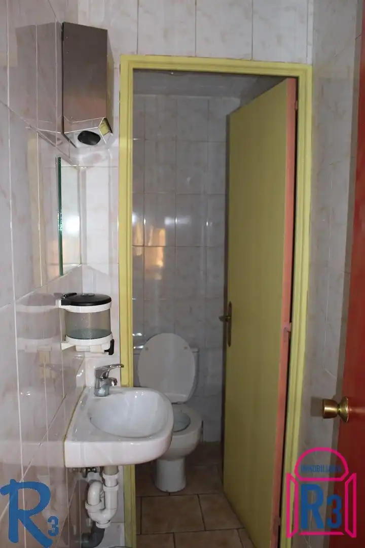Local comercial en venda a Murias de Paredes, imagen 11