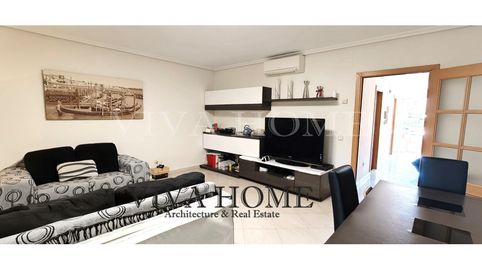 Foto 5 de Casa o chalet en venta en Avenida del Leguario, Fuentebella -San Felix - El Leguario, Parla