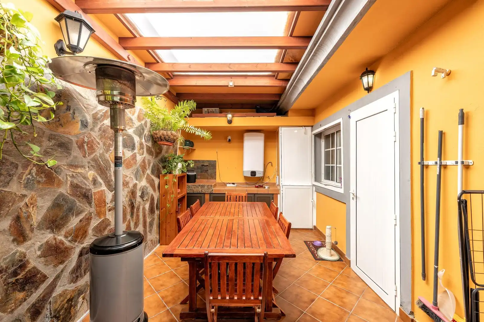Detached homes for sale in Calle HELICE, Castillo del Romeral - Juan Grande