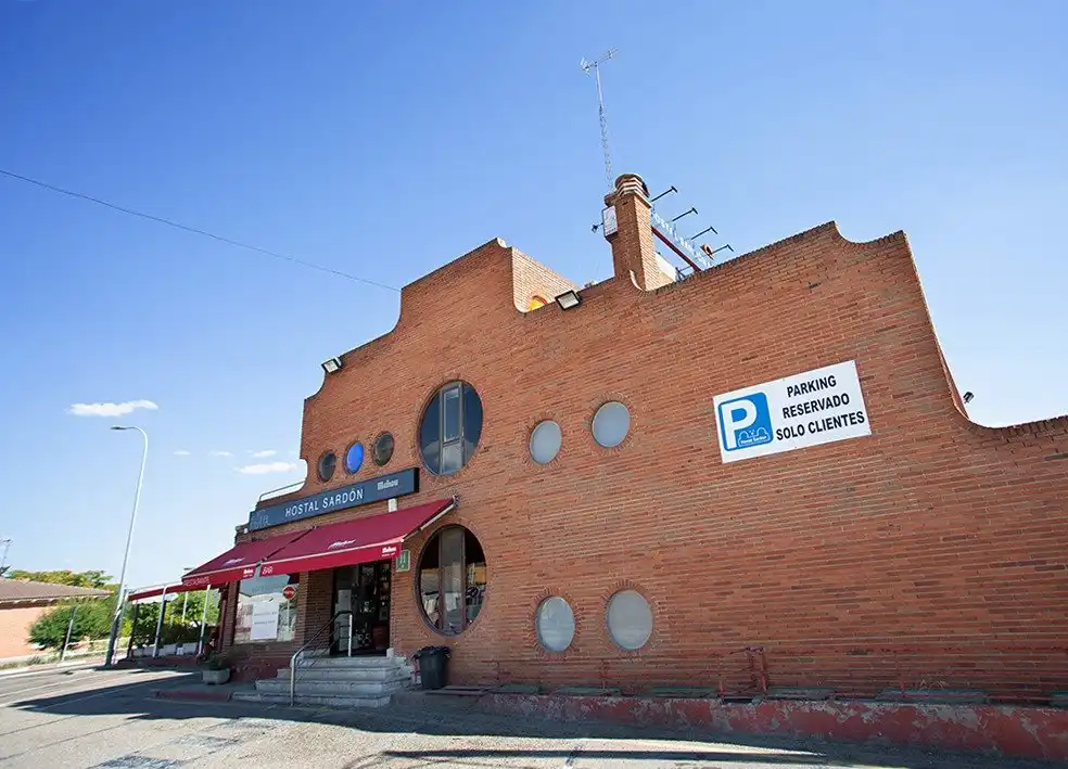 Exterior view of Buildings for sale in Sardón de Duero