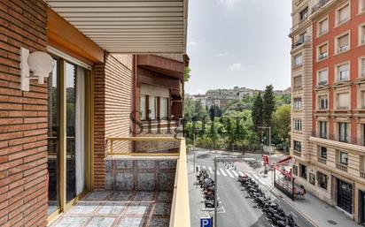 Exterior view of Flat for sale in  Barcelona Capital  with Terrace