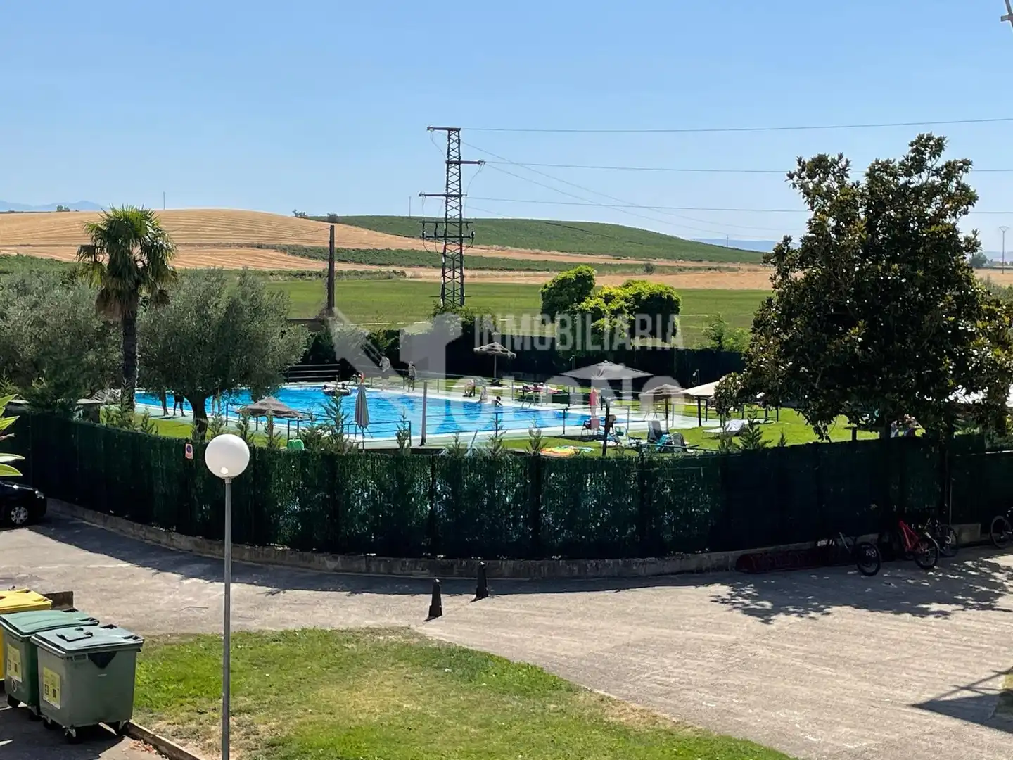 Piscina de Casa o xalet en venda en Rodezno amb Calefacció, Jardí privat i Parquet