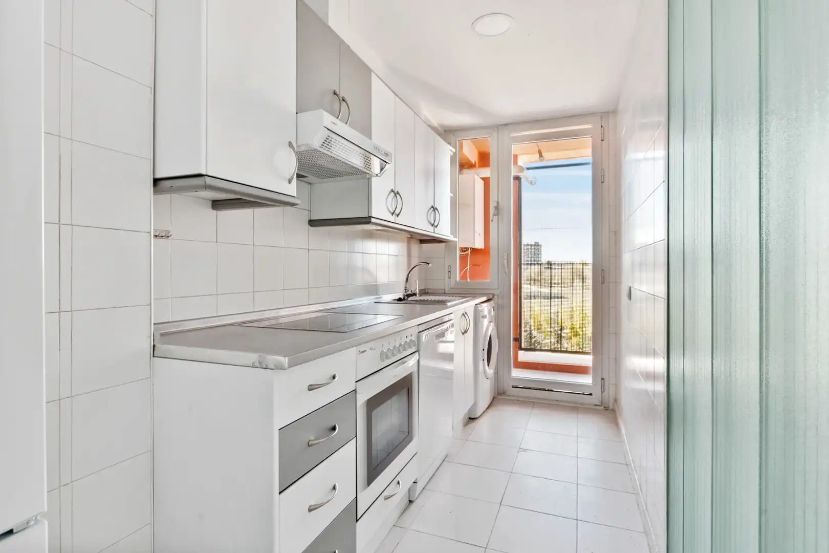 Cocina de Piso en venta en Madrid con Calefacción, Terraza y Horno