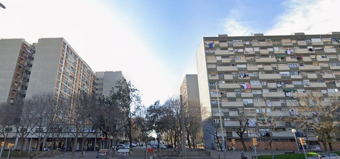 Exterior view of Flat for sale in  Barcelona Capital  with Terrace and Balcony