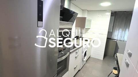 Photo 5 of Flat to rent in Jaime I el Conquistador , Reyes, Madrid