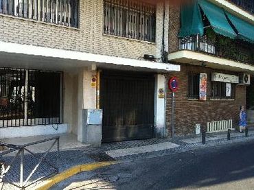 Aparcamiento en venta en C/ Cid