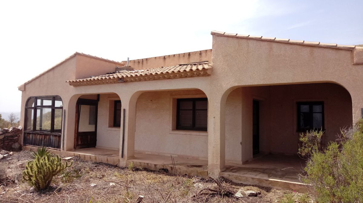 Vista exterior de Casa o xalet en venda en Águilas amb Terrassa
