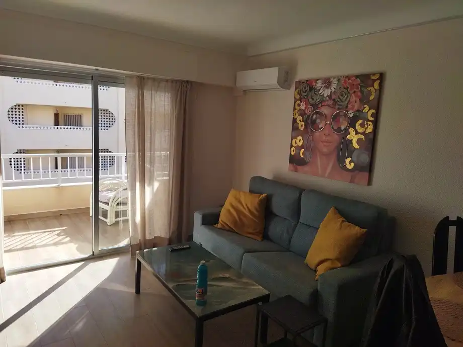 Wohnzimmer von Wohnung zur Miete in Santa Pola mit Klimaanlage, Heizung und Möbliert