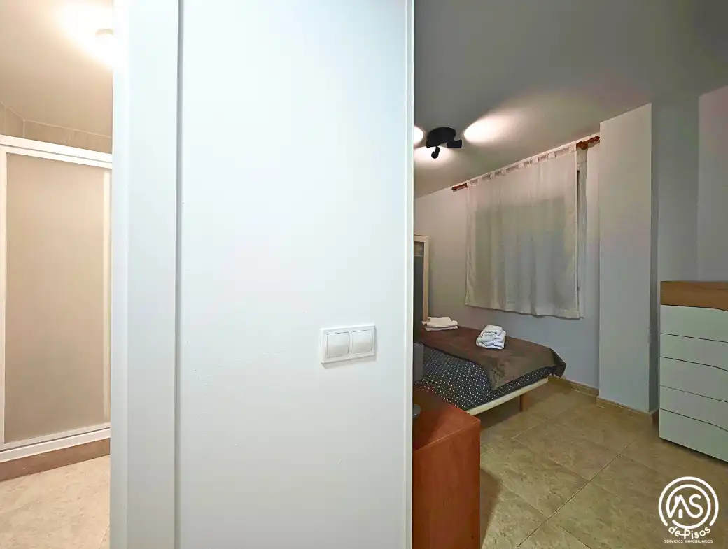 Habitación de Apartamento de alquiler en Mont-roig del Camp con Aire acondicionado, Calefacción y Jardín privado