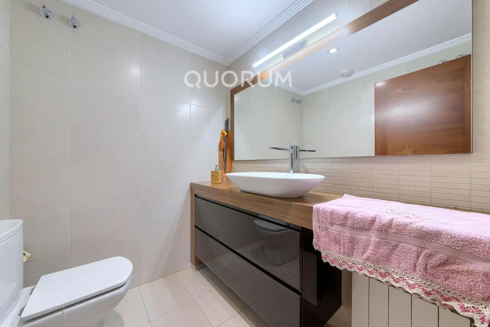 Baño de Piso en venta en Arrigorriaga con Calefacción, Terraza y Trastero