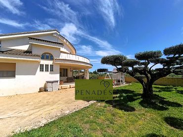 Chalet con piscina en venta en El Pilar