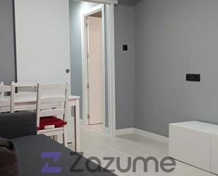 Dormitori de Apartament de lloguer en Gijón  amb Calefacció, Parquet i Moblat