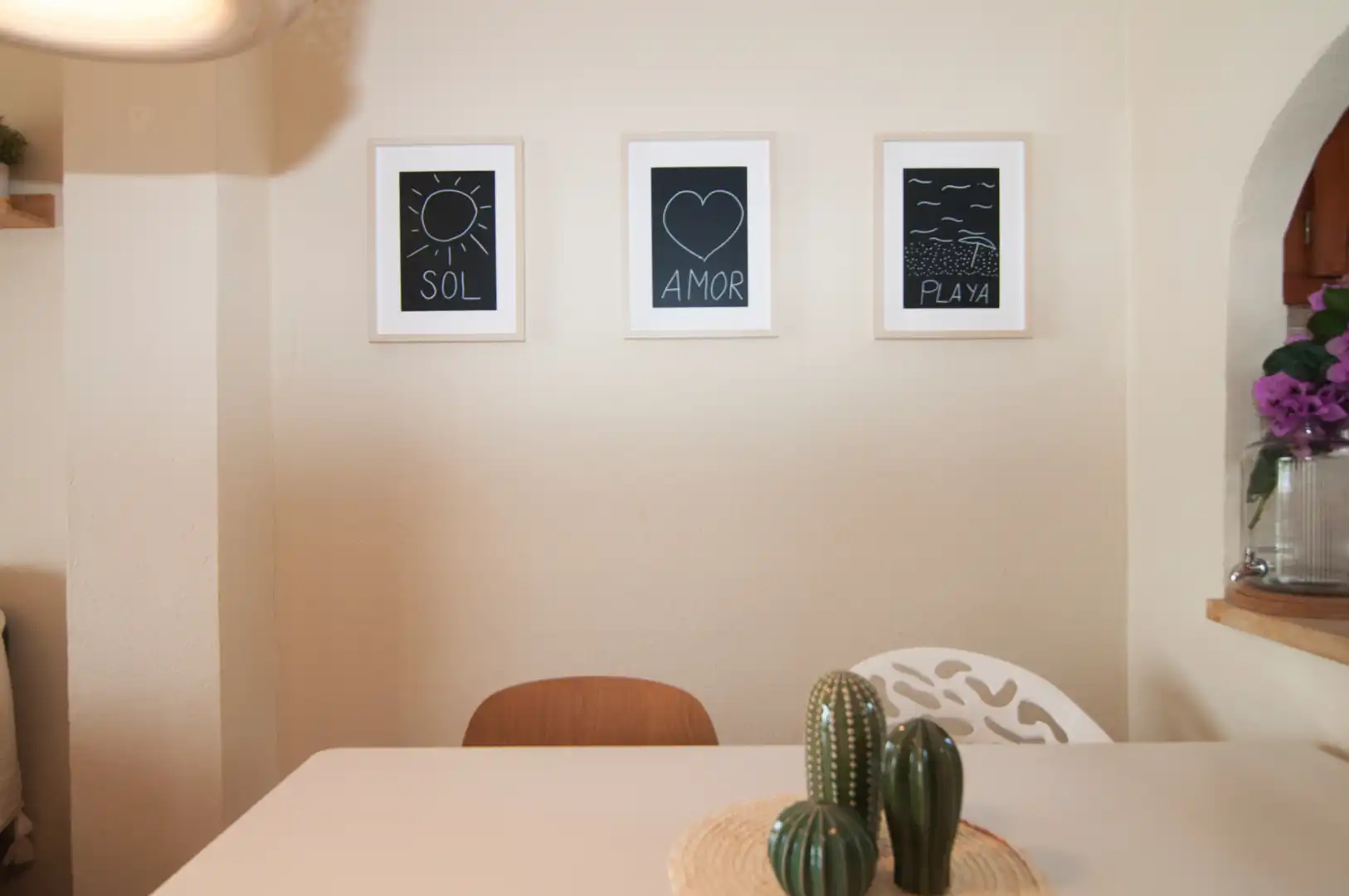 Comedor de Ático en venta en L'Escala con Calefacción, Terraza y Amueblado