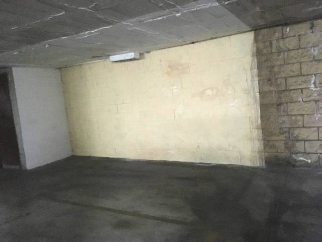 Garaje en Venta en Victoria en La Victoria