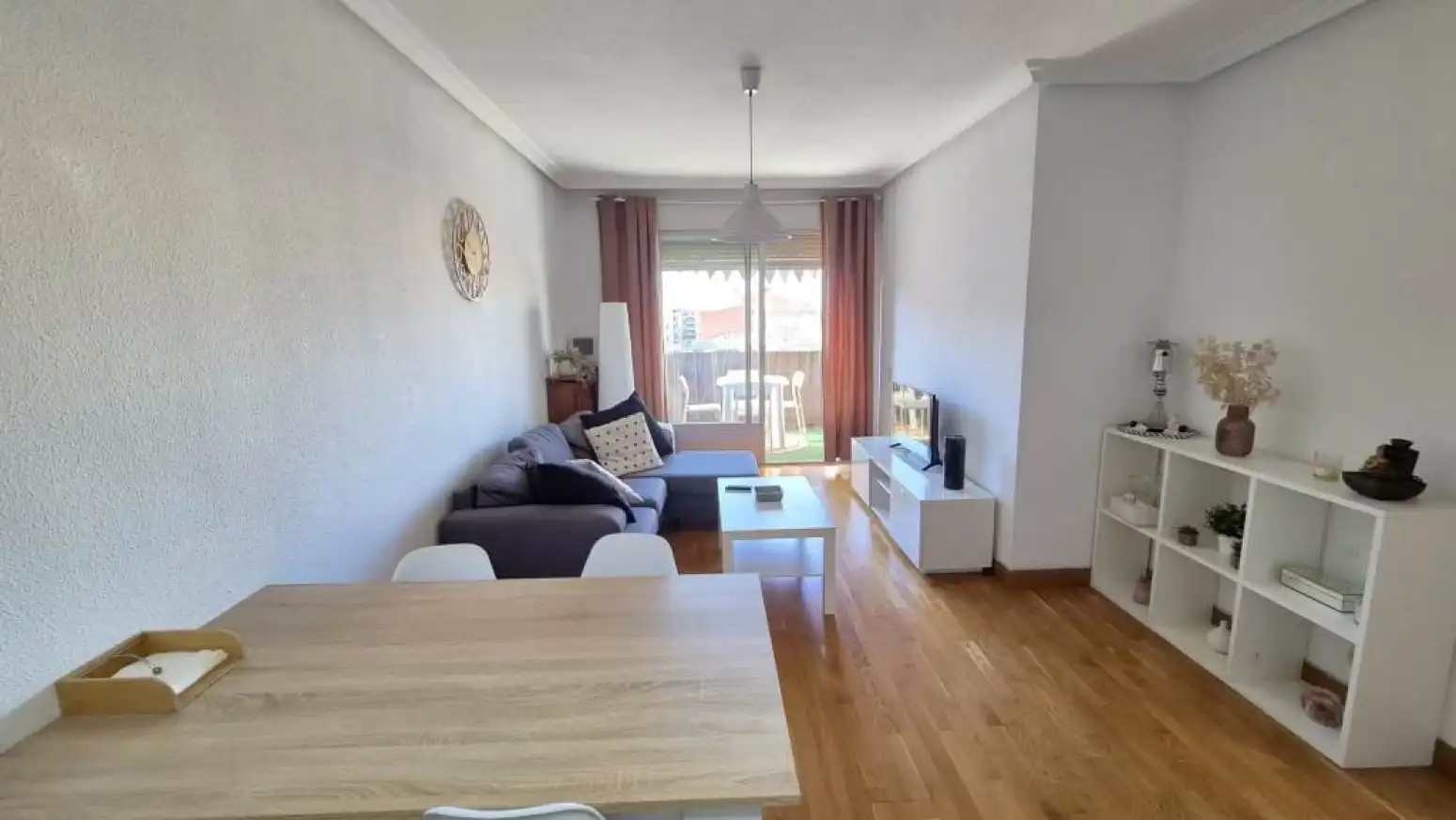 Sala de estar de Piso de alquiler en Salamanca con Calefacción, Parquet y Amueblado