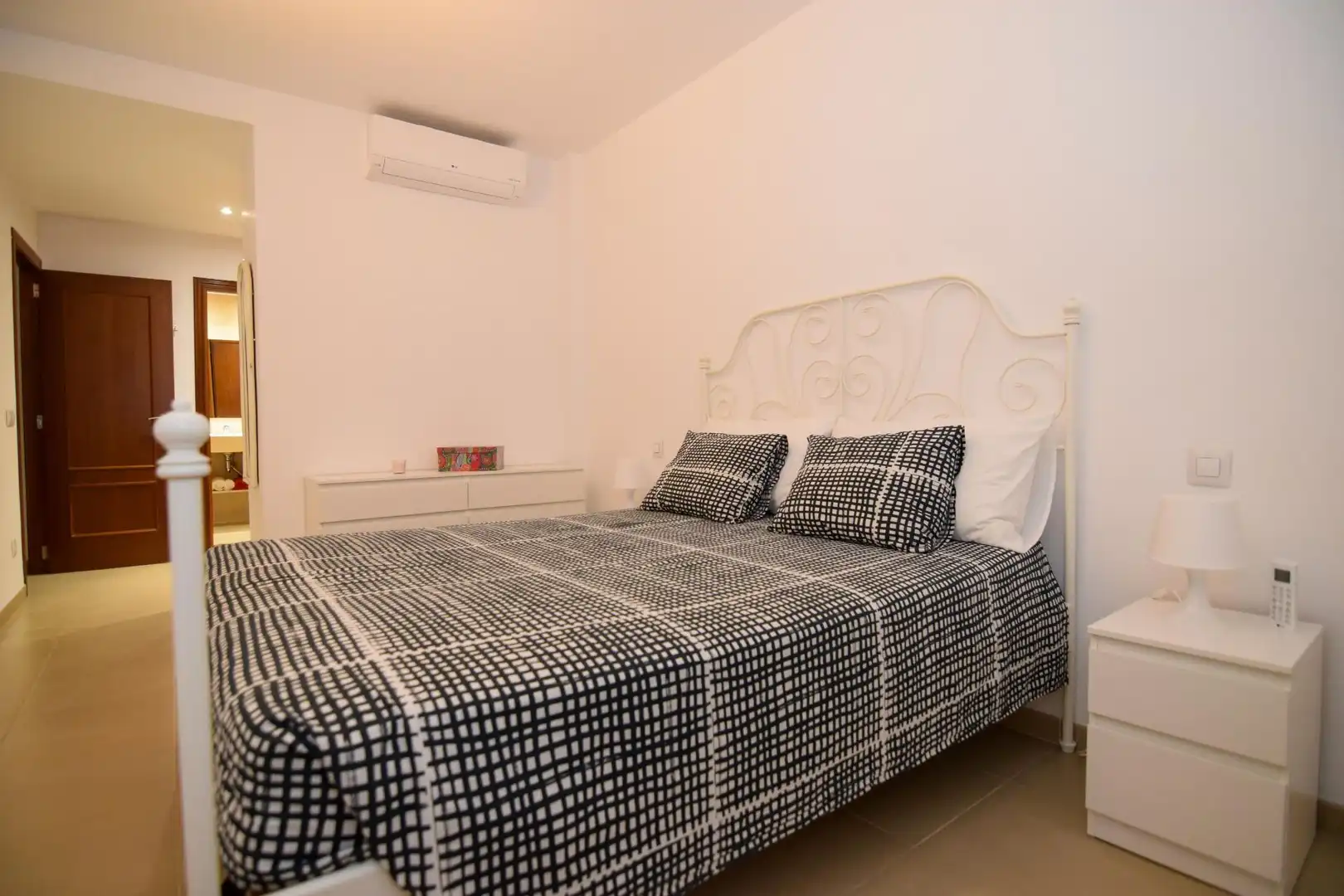 Habitación de Piso de alquiler en Artà con Aire acondicionado y Piscina comunitaria