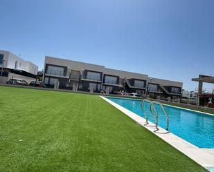 Piscina de Dúplex de lloguer en Santa Pola amb Aire condicionat, Calefacció i Terrassa