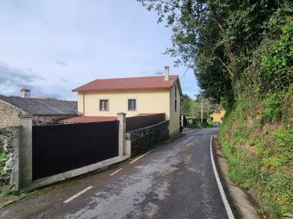 Casa o xalet en venda a Leiro, Miño