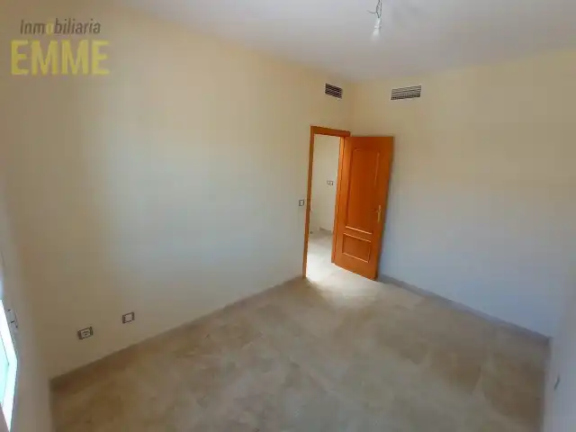 Detached homes for rent in Ronda  with Air Conditioner and Pets allowed