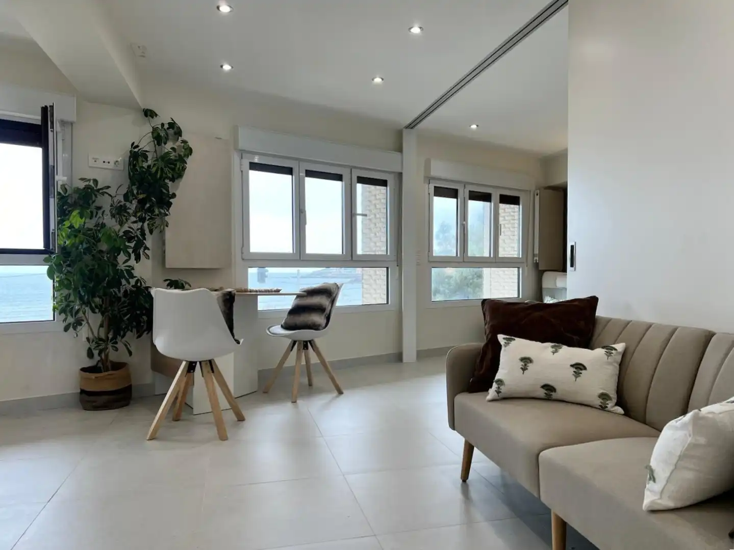 Wohnzimmer von Wohnung zur Miete in Gijón  mit Heizung und Möbliert