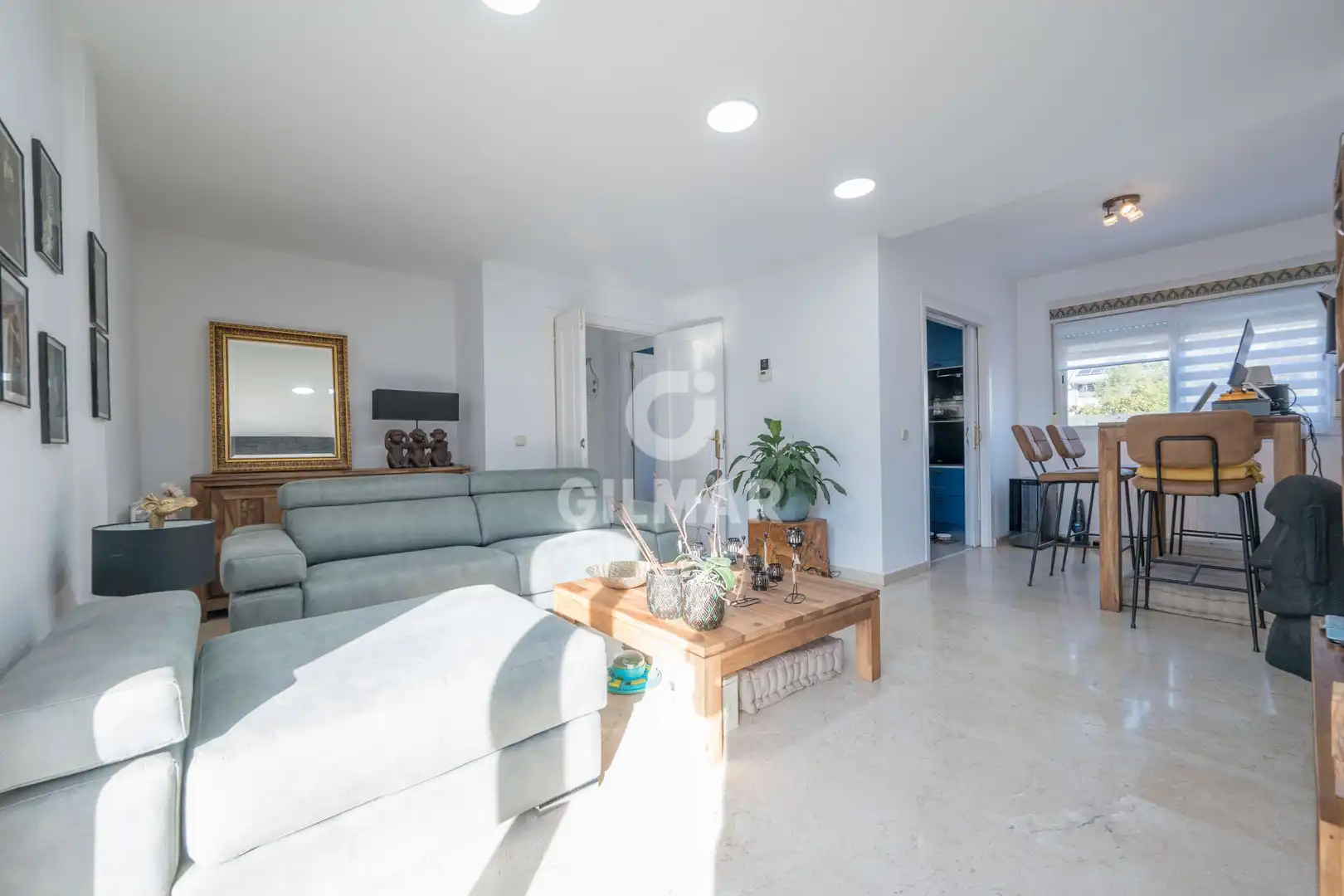 Living room of Detached homes for sale in Boadilla del Monte  with Heating, Private garden and Swimming Pool