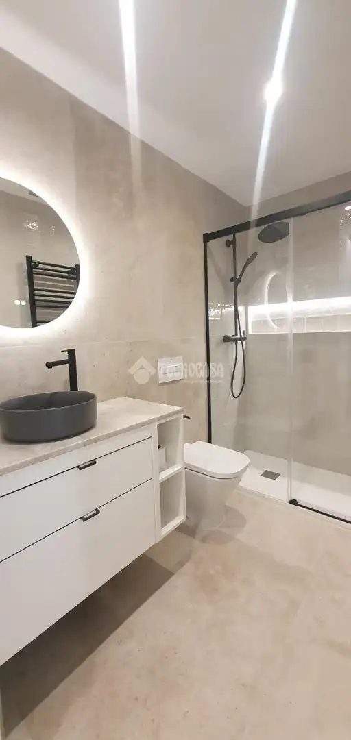 Baño de Piso en venta en Madrid con Calefacción