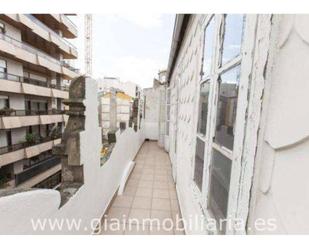 Vista exterior de Àtic en venda en Vigo  amb Terrassa
